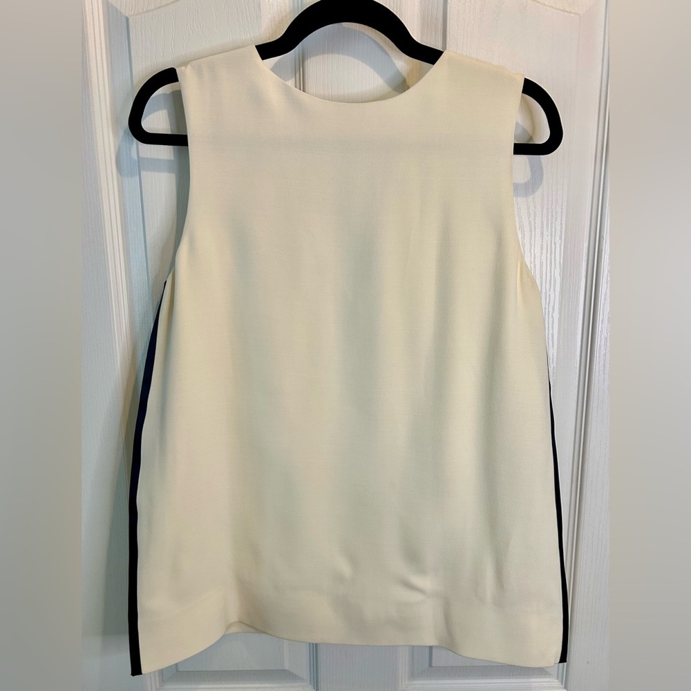 💛”Burberry” NWT Cream w/ Black Silk Side Piping & Deep V Back Tank Top Sz 4 US🖤